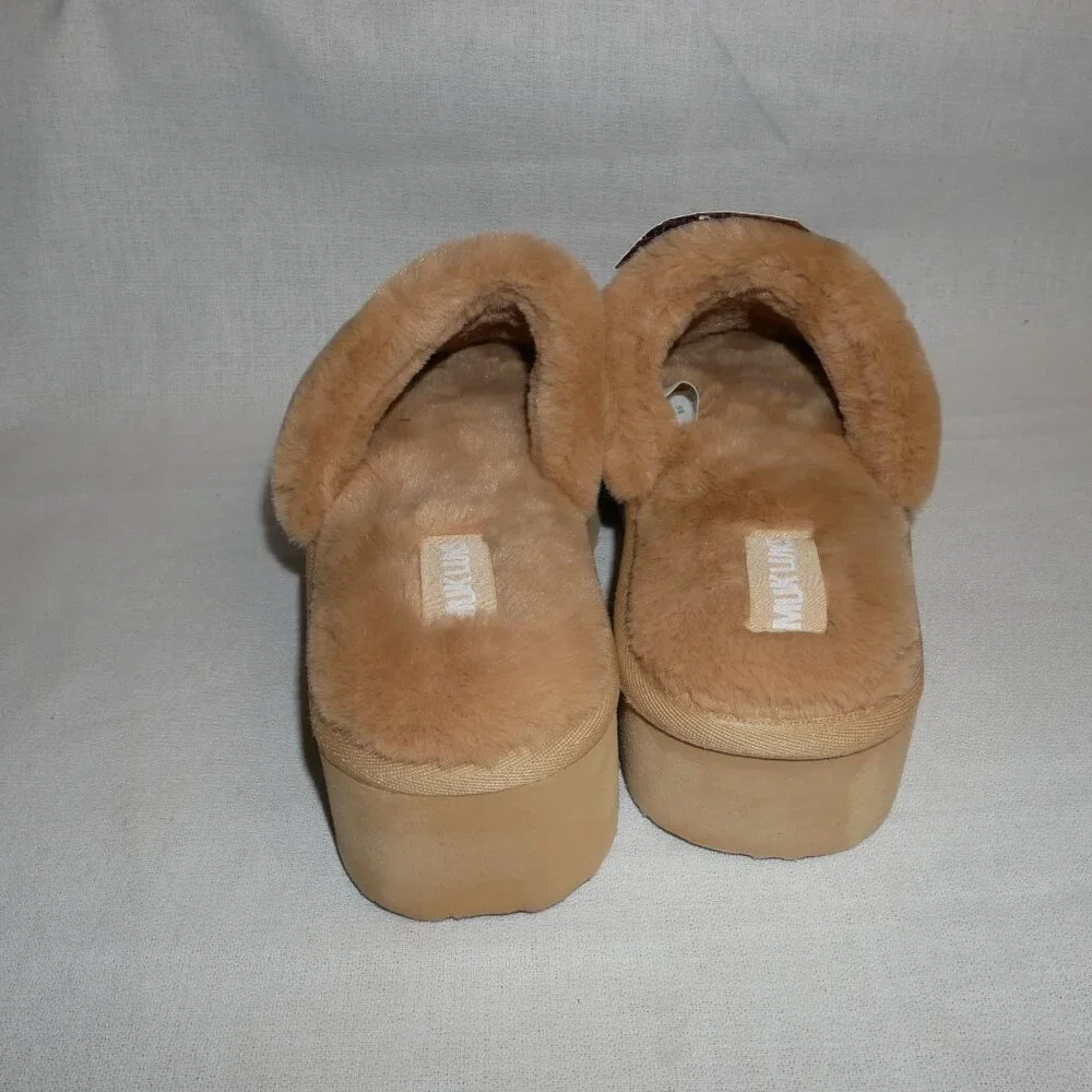 Muk Luks Womens Kirstey Slide Slipper Faux Fur Slippers Size S 5-6 Tan NWT - Picture 3 of 8